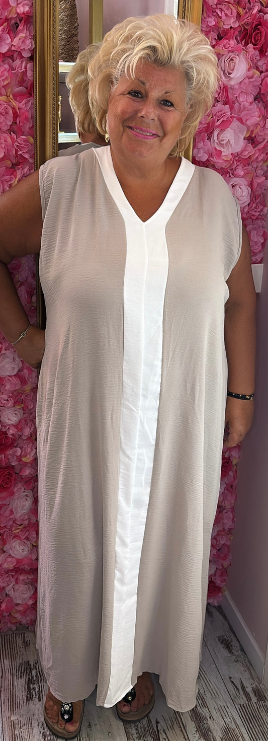 Lange Jurk Stripe Beige Plus Size 46 t/m 52-54