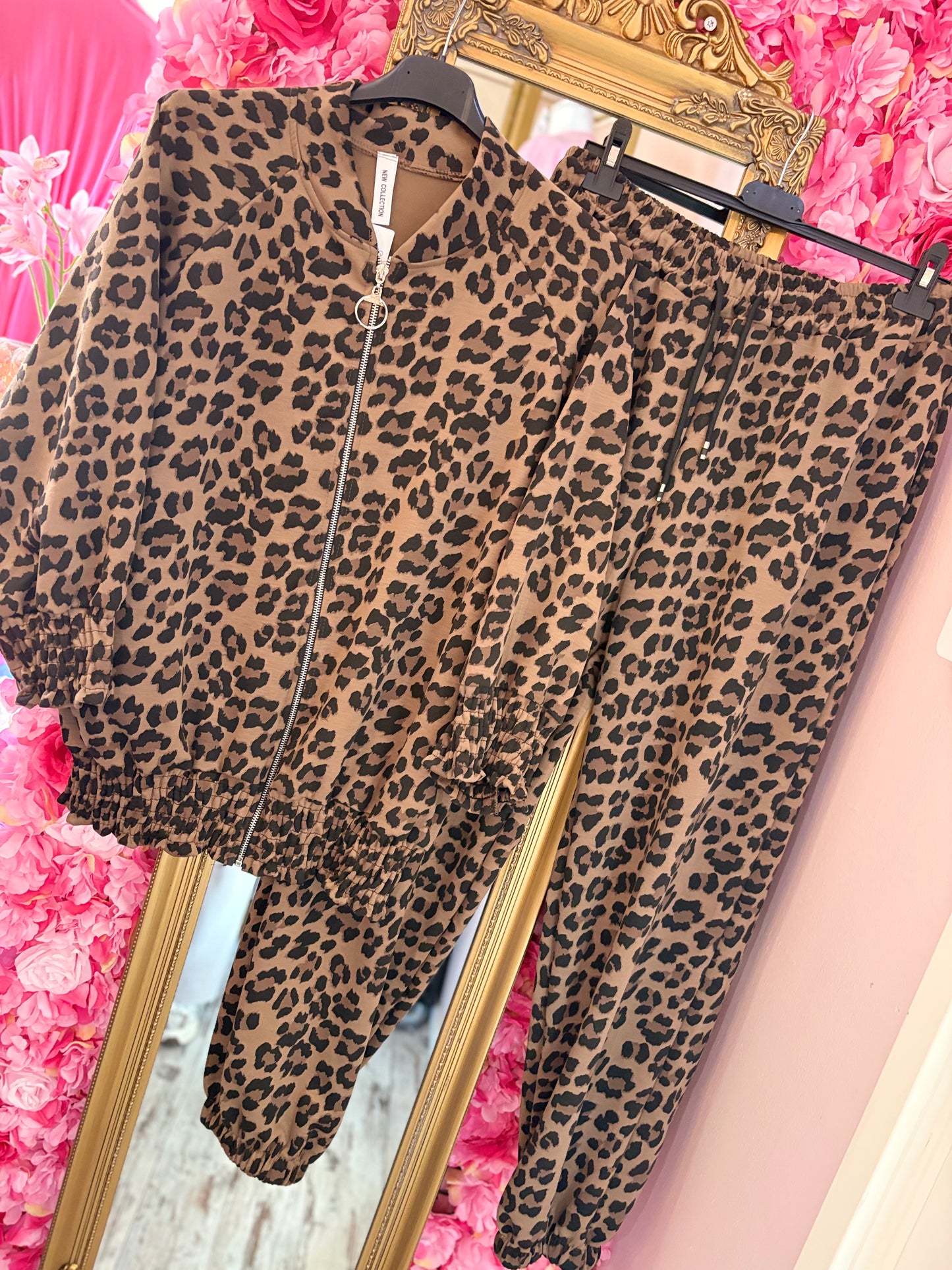 Comfy Set Wild Vibes Bruin Plus Size maat 44 t/m 48-50
