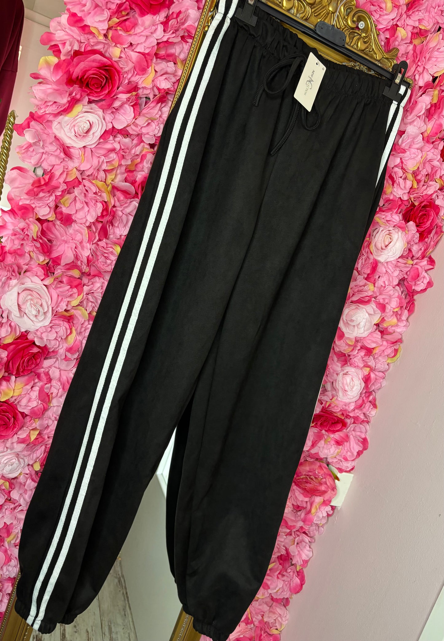 Broek Pof Suedine Zwart Plus Size Maat 48 t/m 52