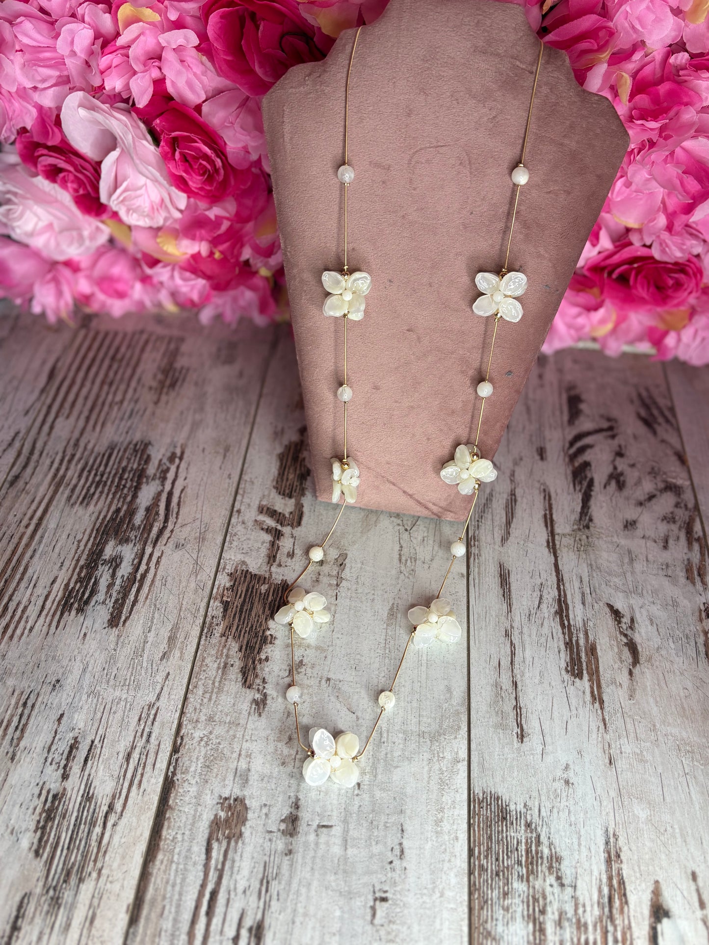 Ketting Creme Flower
