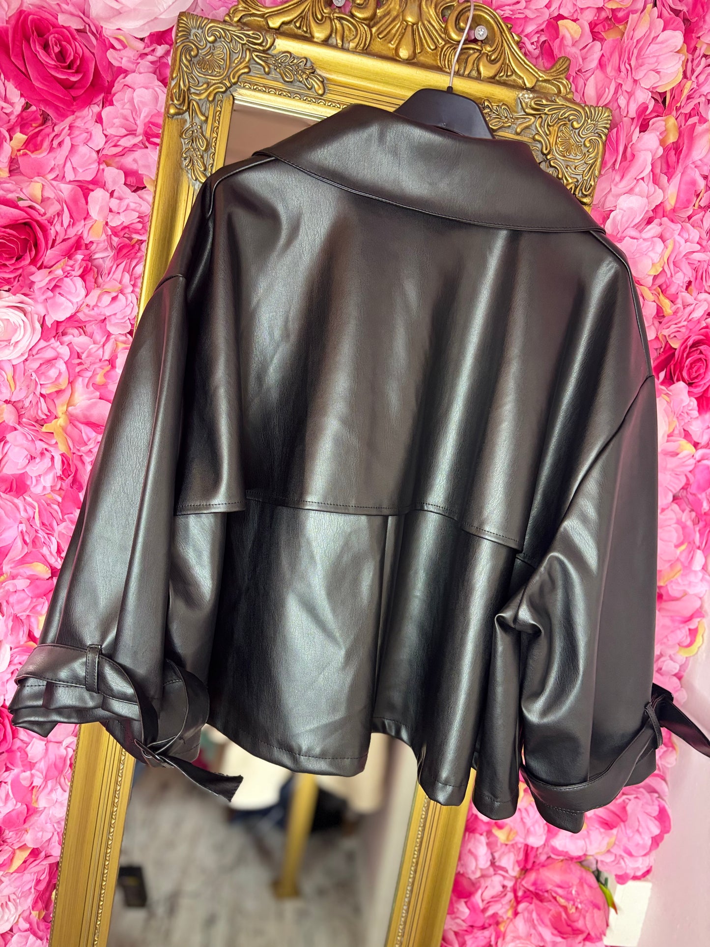 Leather Look Jas Chanel Zwart Plus Size Maat 44 t/m 52