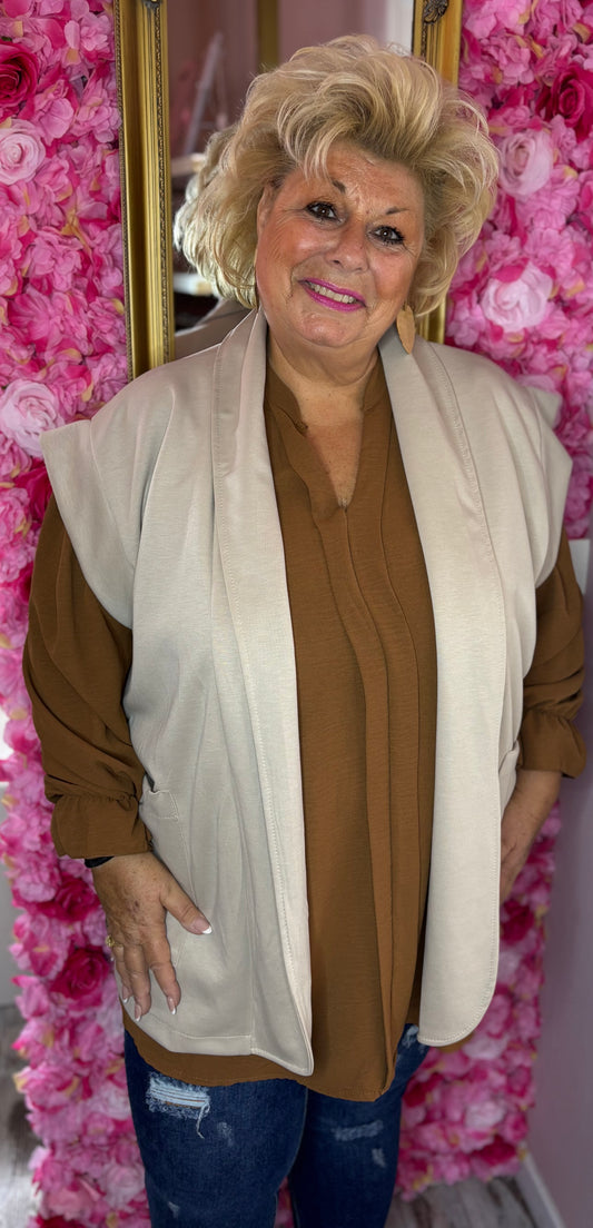 Gilet Daily Beige Plus Size Maat 50 t/m 58