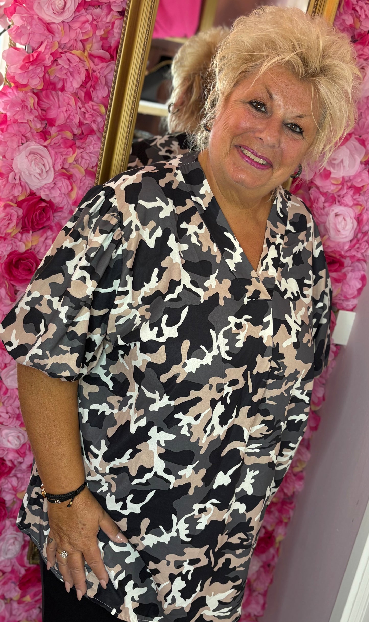 Blouse Pof Mouw Armi Zwart Plus Size maat 48 t/m 54