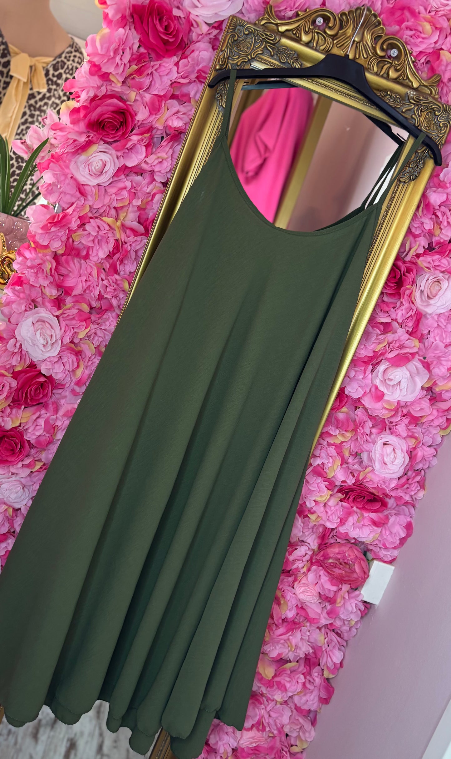 *LUCKY LOOK* Jurk A-lijn Midi Leger Groen Plus Size Maat 48 t/m 54