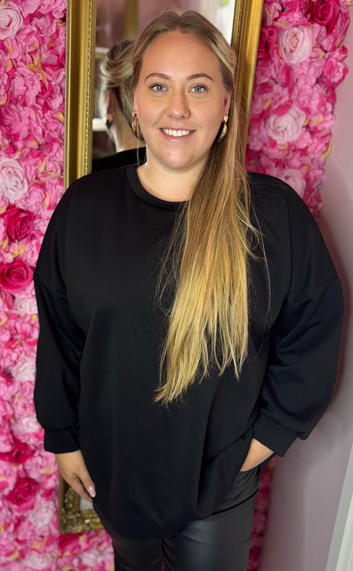 Trui Flori Zwart Plus Size Maat 44 t/m 52