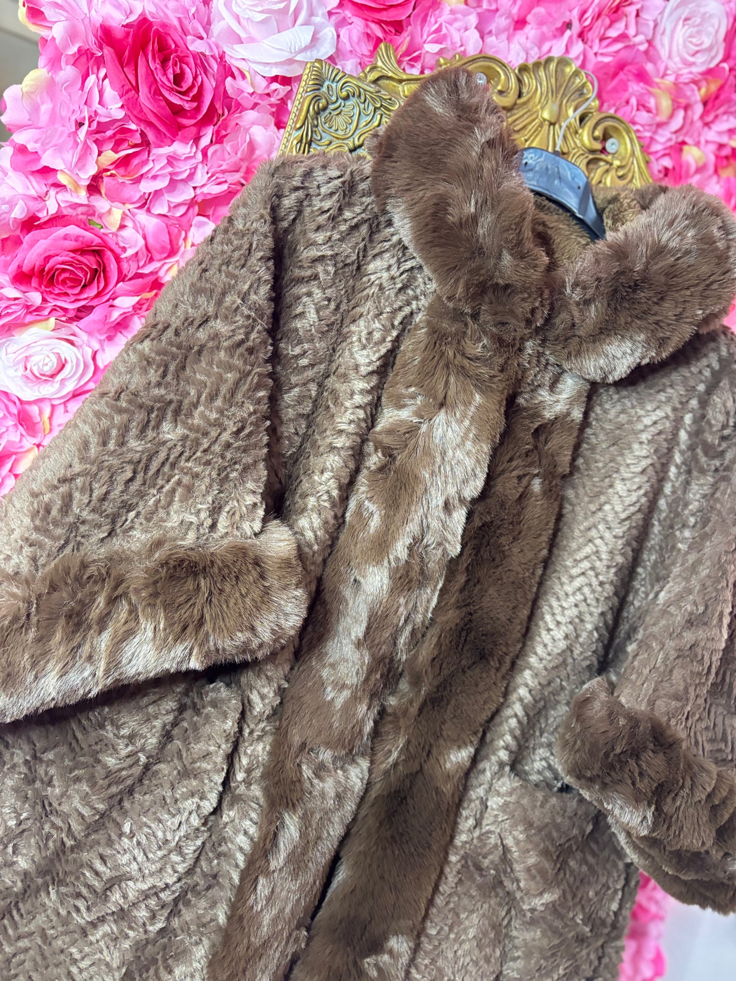 Tussenjas/Vest Fake Fur Bruin Plus Size Maat 44 t/m 50-52