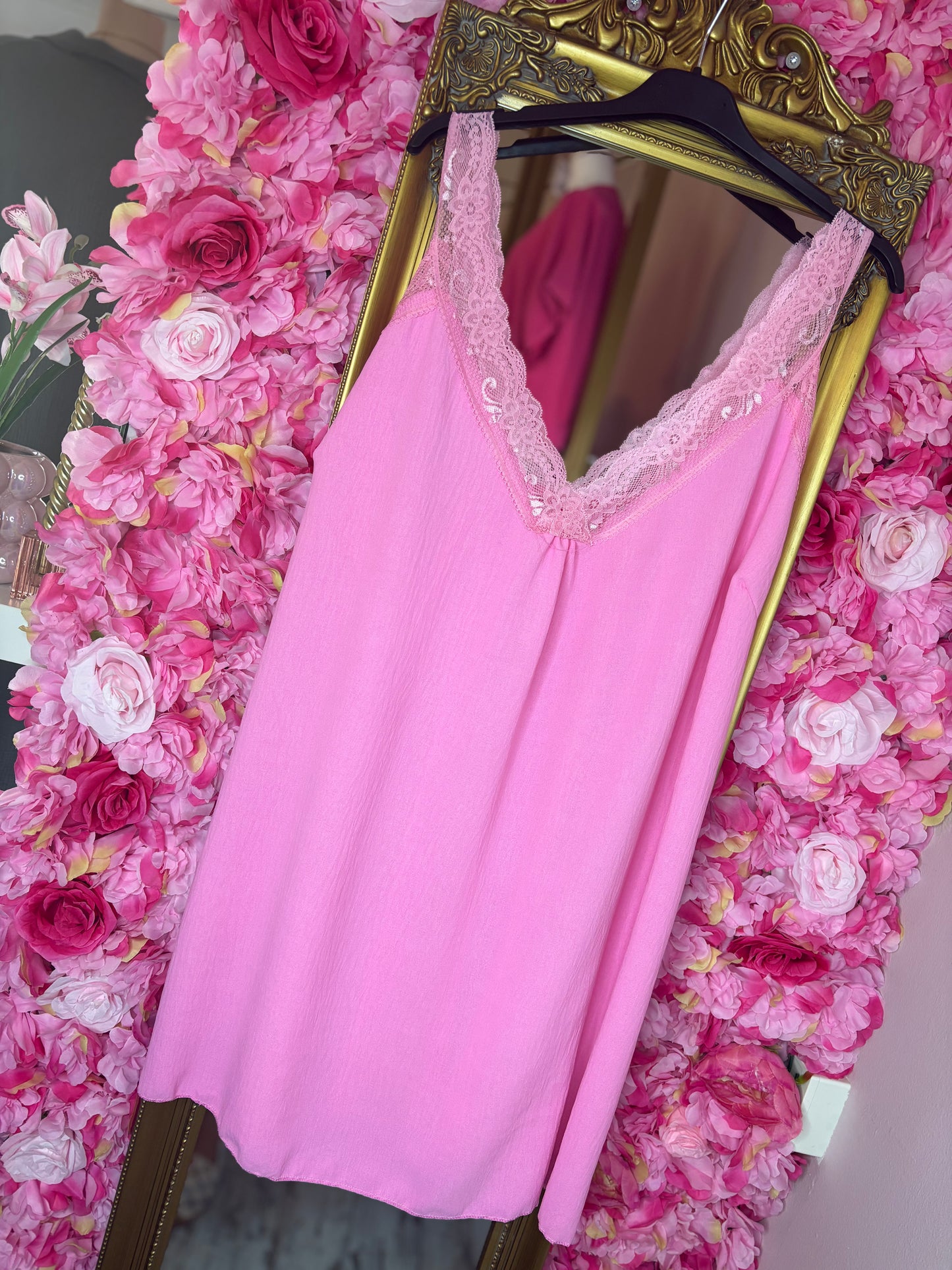 Top Chique Barbie Roze Plus Size Maat 48 t/m 54