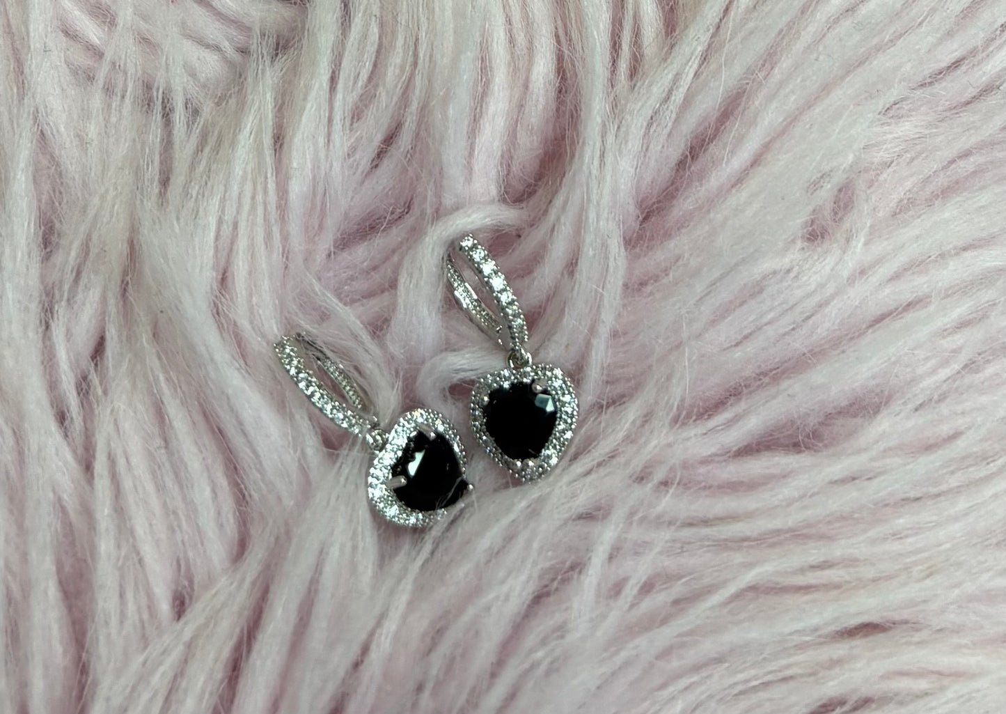 Oorbel Sissy Heart Black