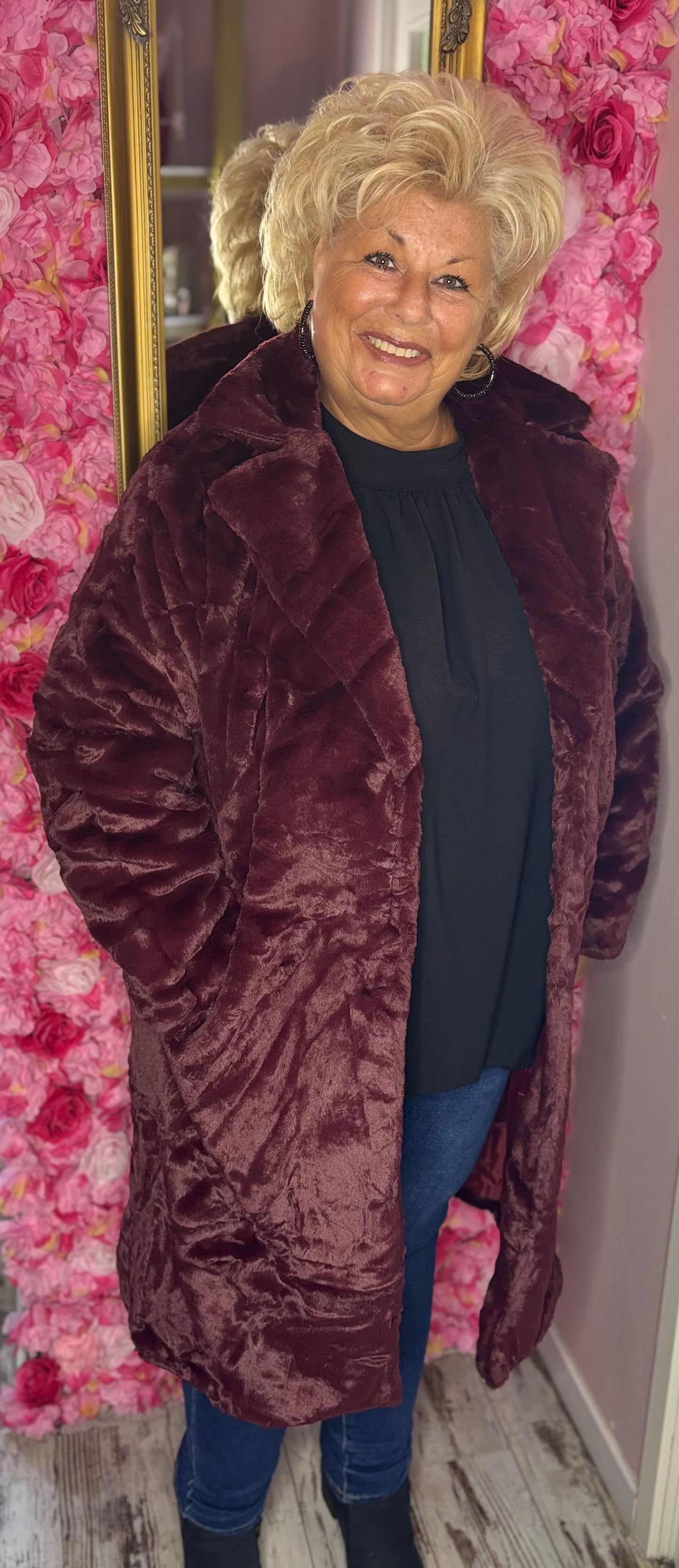 Jas Long Fur Bordeaux Plus Size Maat 44 t/m 52 (dicht)