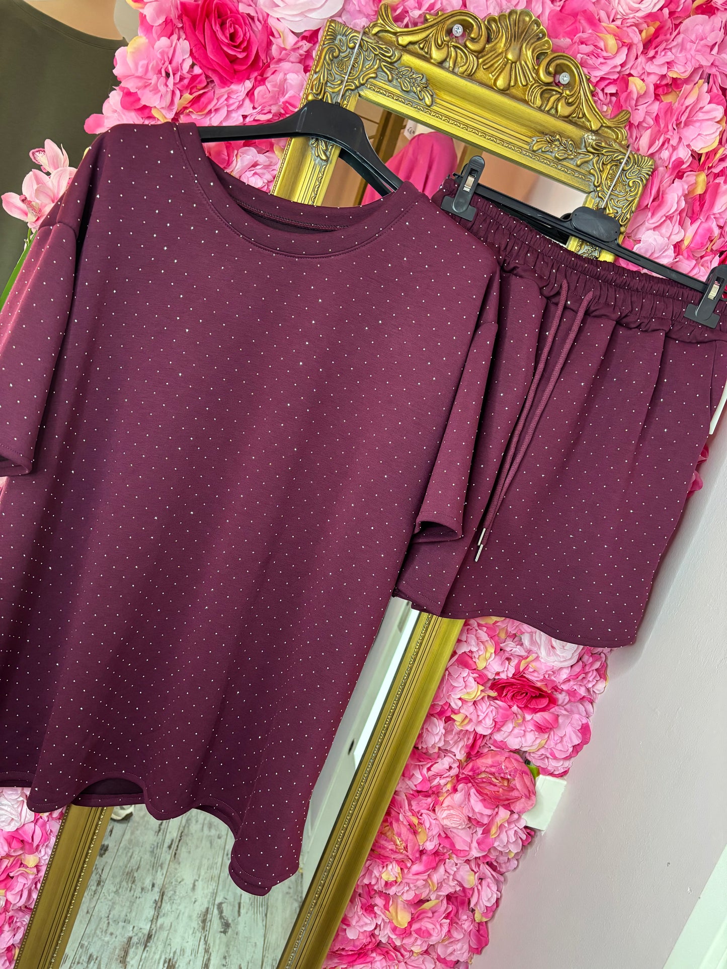 Comfy Set Strass Korte Broek Bordeaux Plus Size maat 46 t/m 52