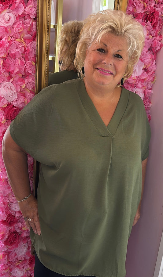Blouse Joanie Leger Groen Plus Size maat 48 t/m 54-56
