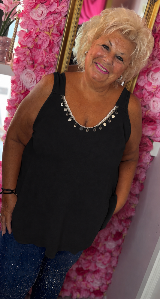 Top Beachy Zwart Plus Size Maat 46 t/m 54