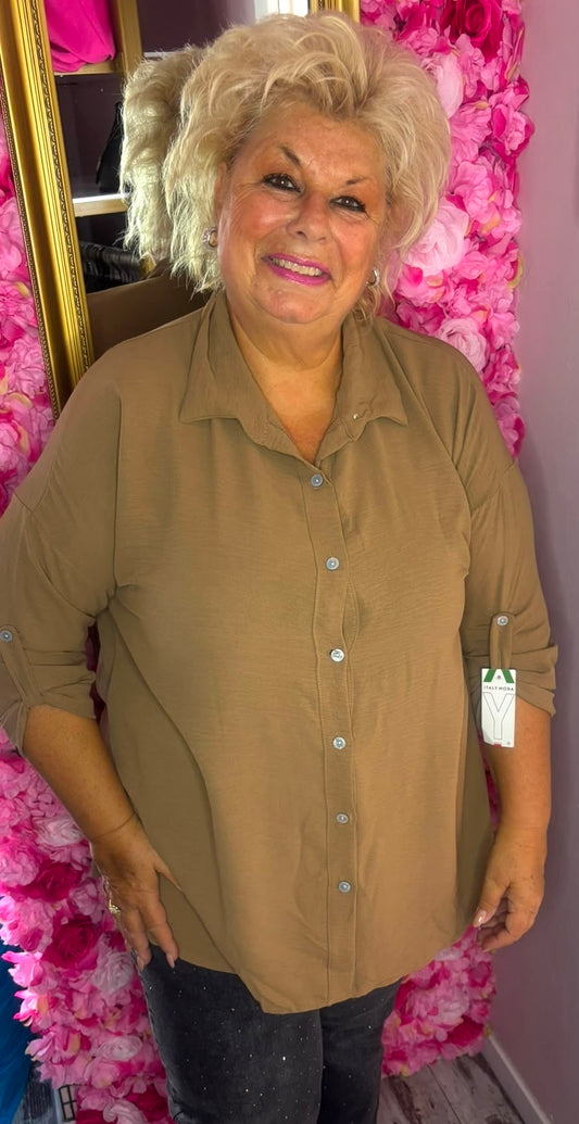 Blouse Doorknoop Camel Plus Size Maat 44 t/m 50