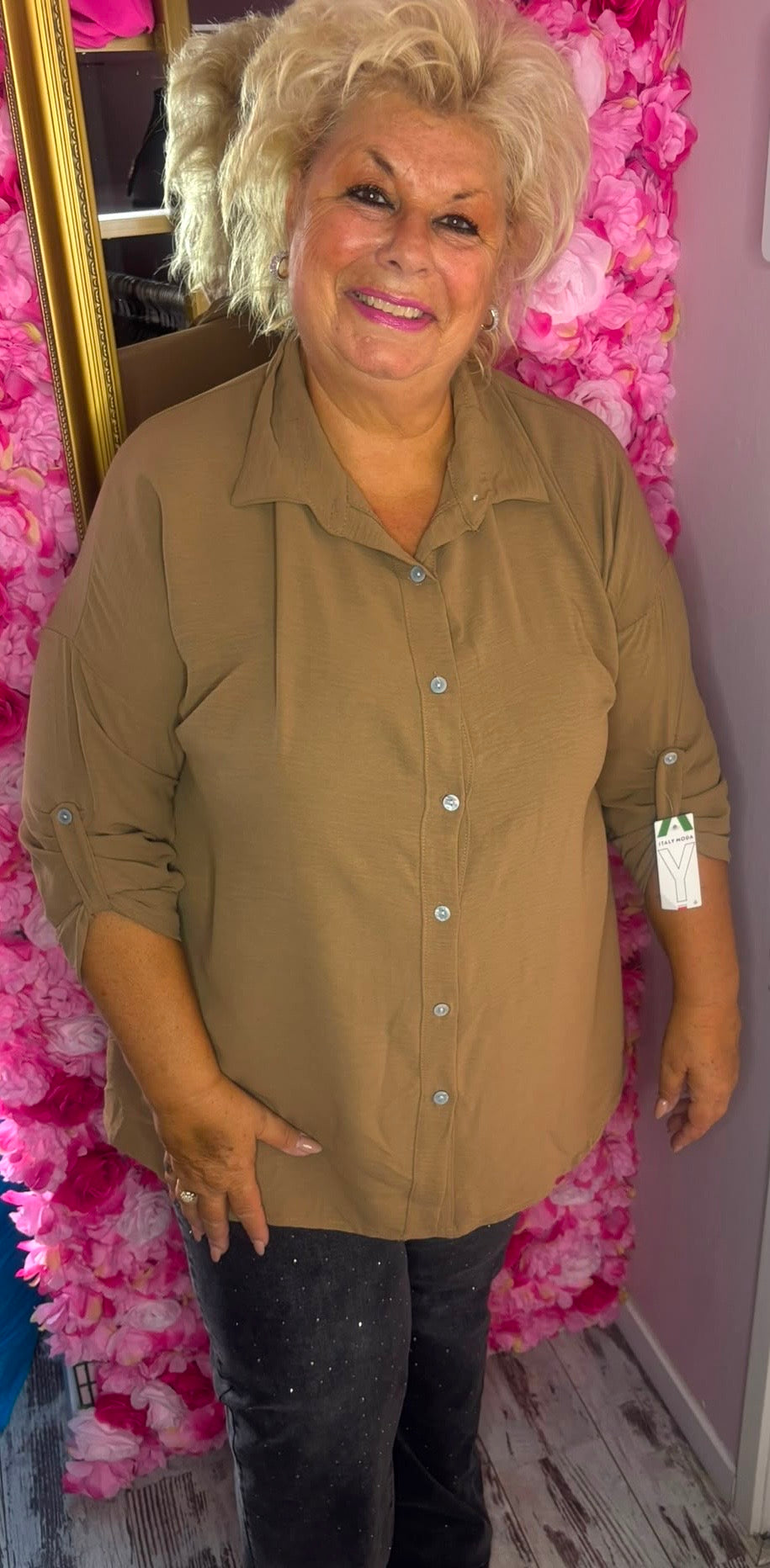Blouse Doorknoop Camel Plus Size Maat 44 t/m 50