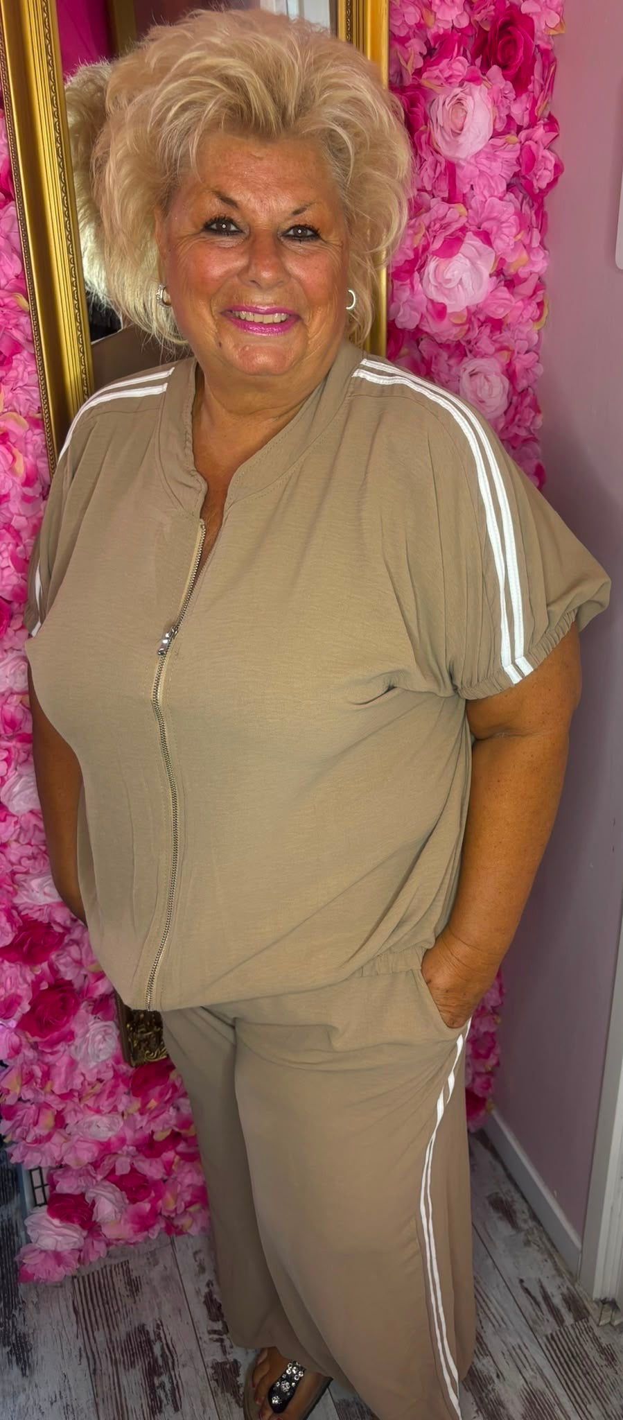 Set Sporty Camel Plus Size maat 48 t/m 54
