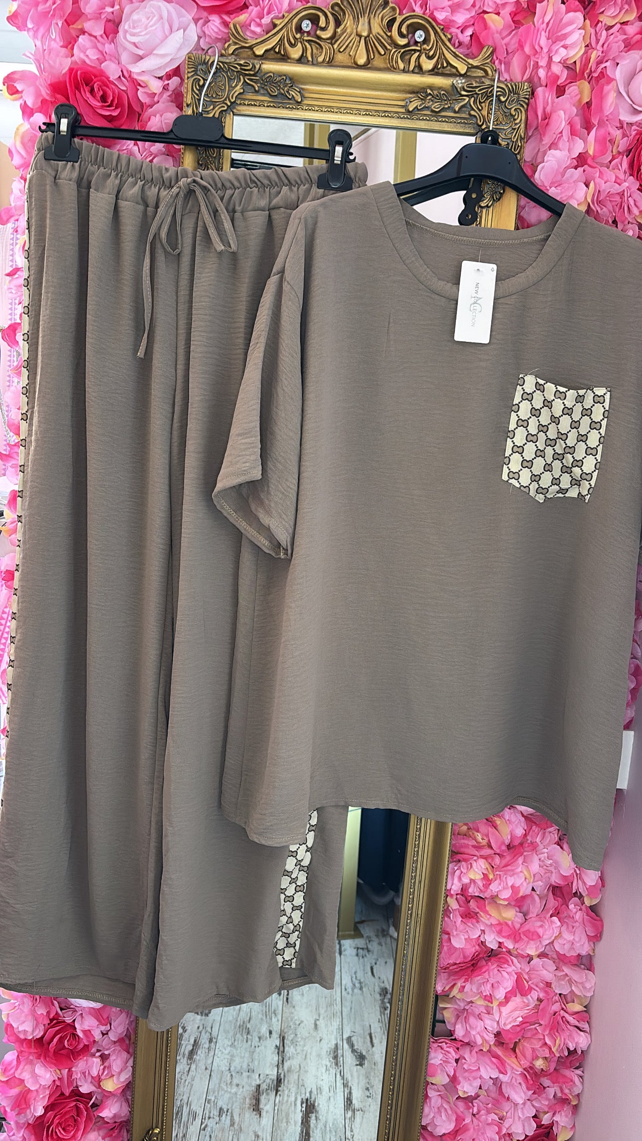 Set Flucc Summer Taupe Plus Size maat 40 t/m 48