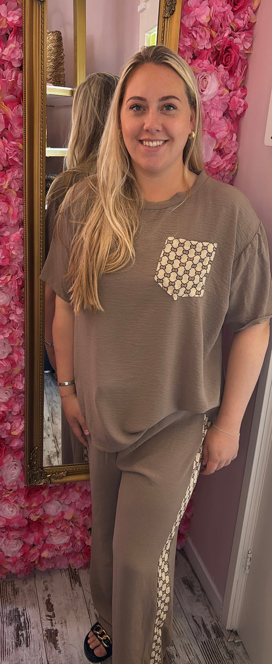 Set Flucc Summer Taupe Plus Size maat 40 t/m 48
