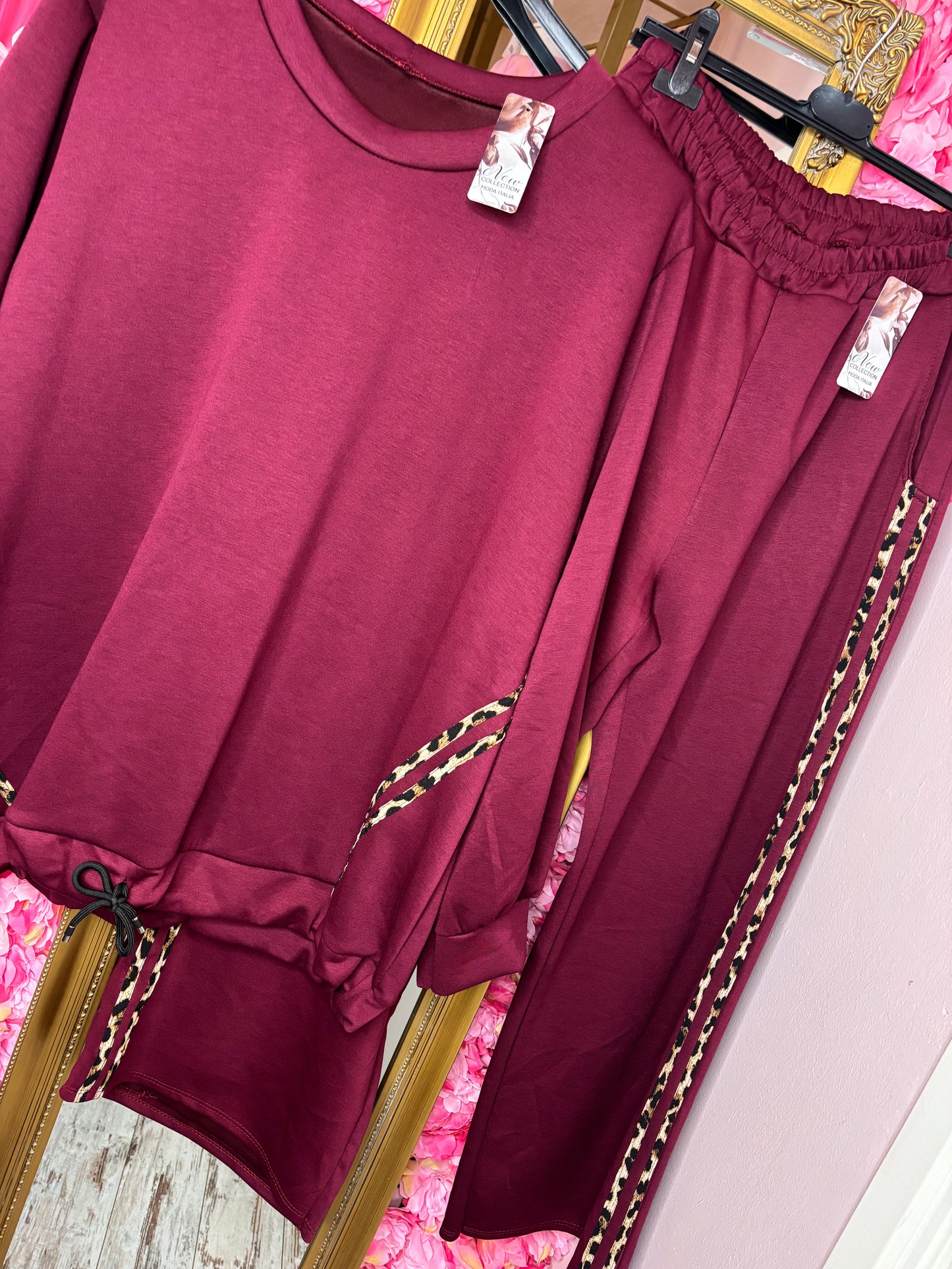 Comfy Wild Detail Bordeaux Plus Size maat 48 t/m 54