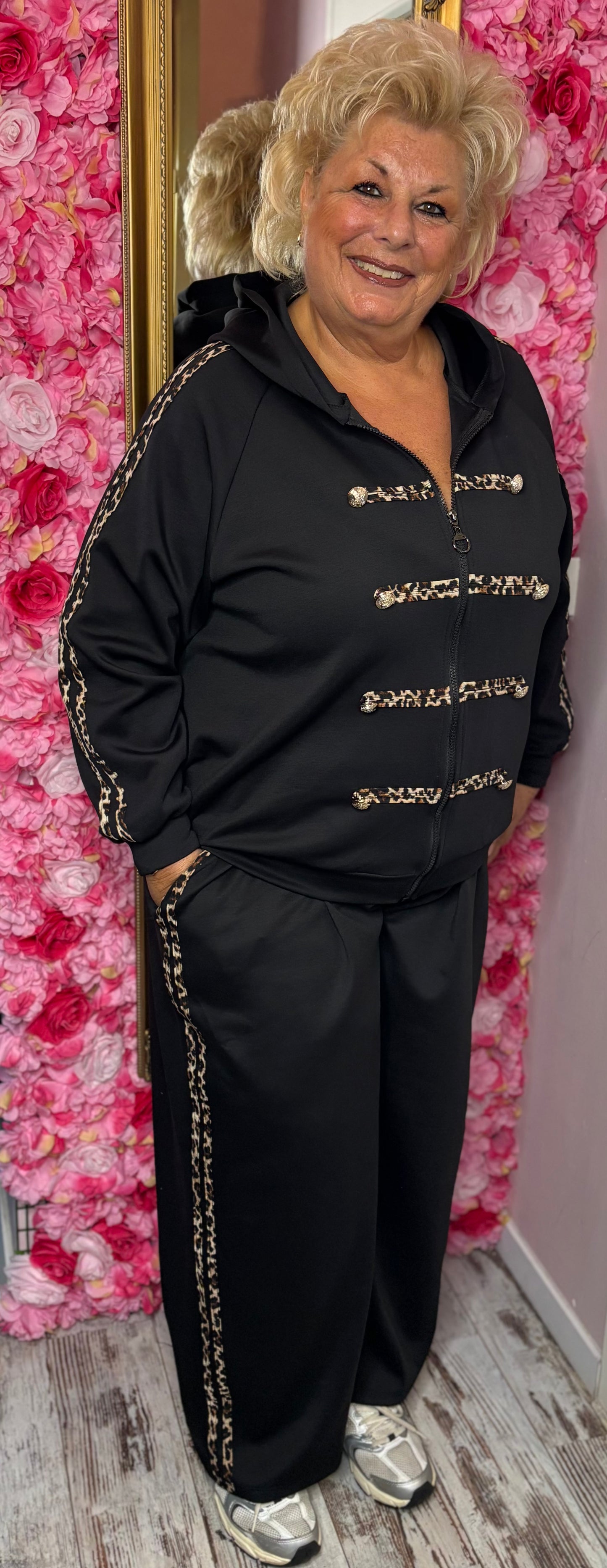 Comfy Set Mila Zwart Plus Size maat 48 t/m 52-54