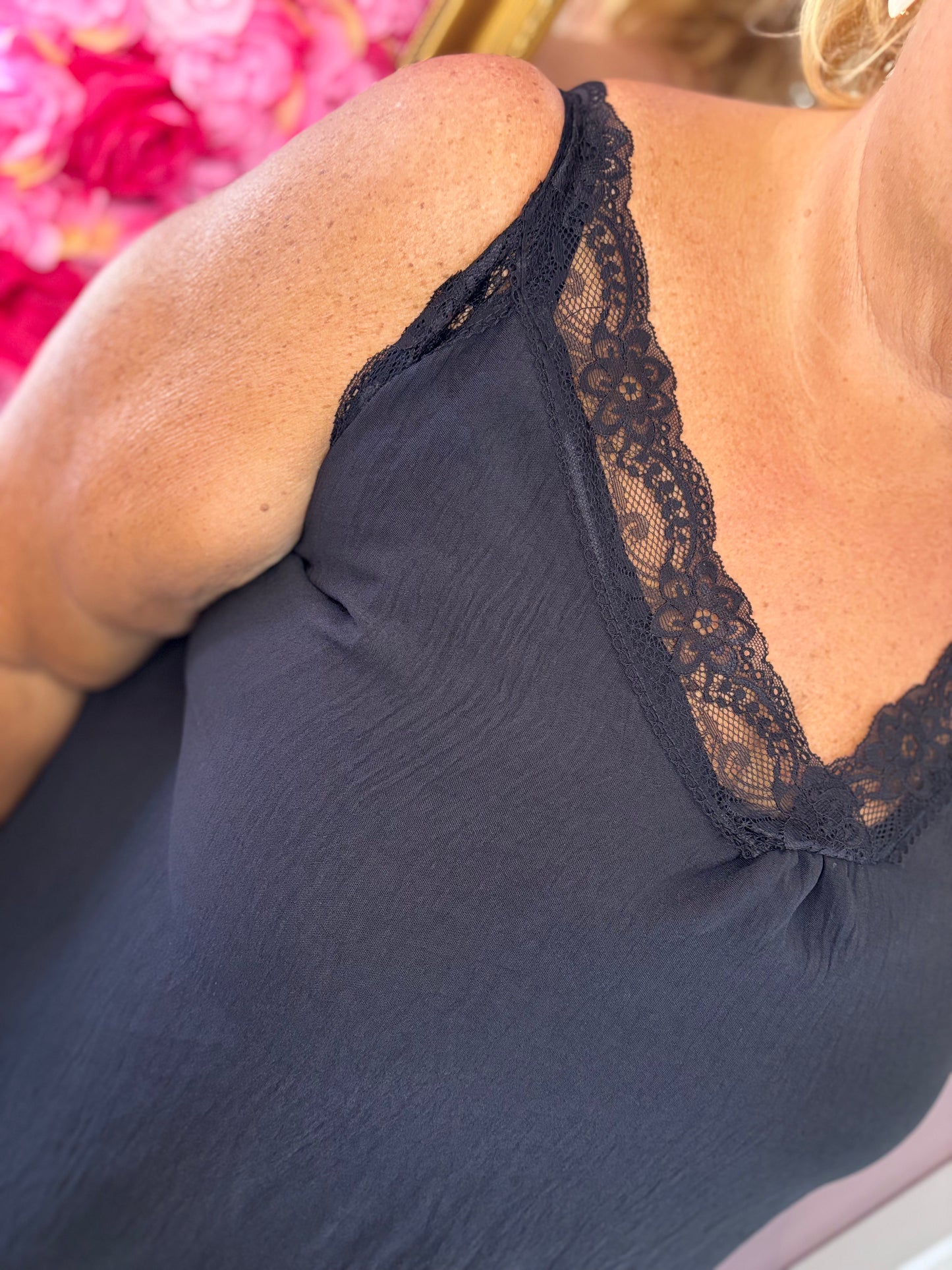 Top Chique Zwart Plus Size Maat 46 t/m 52