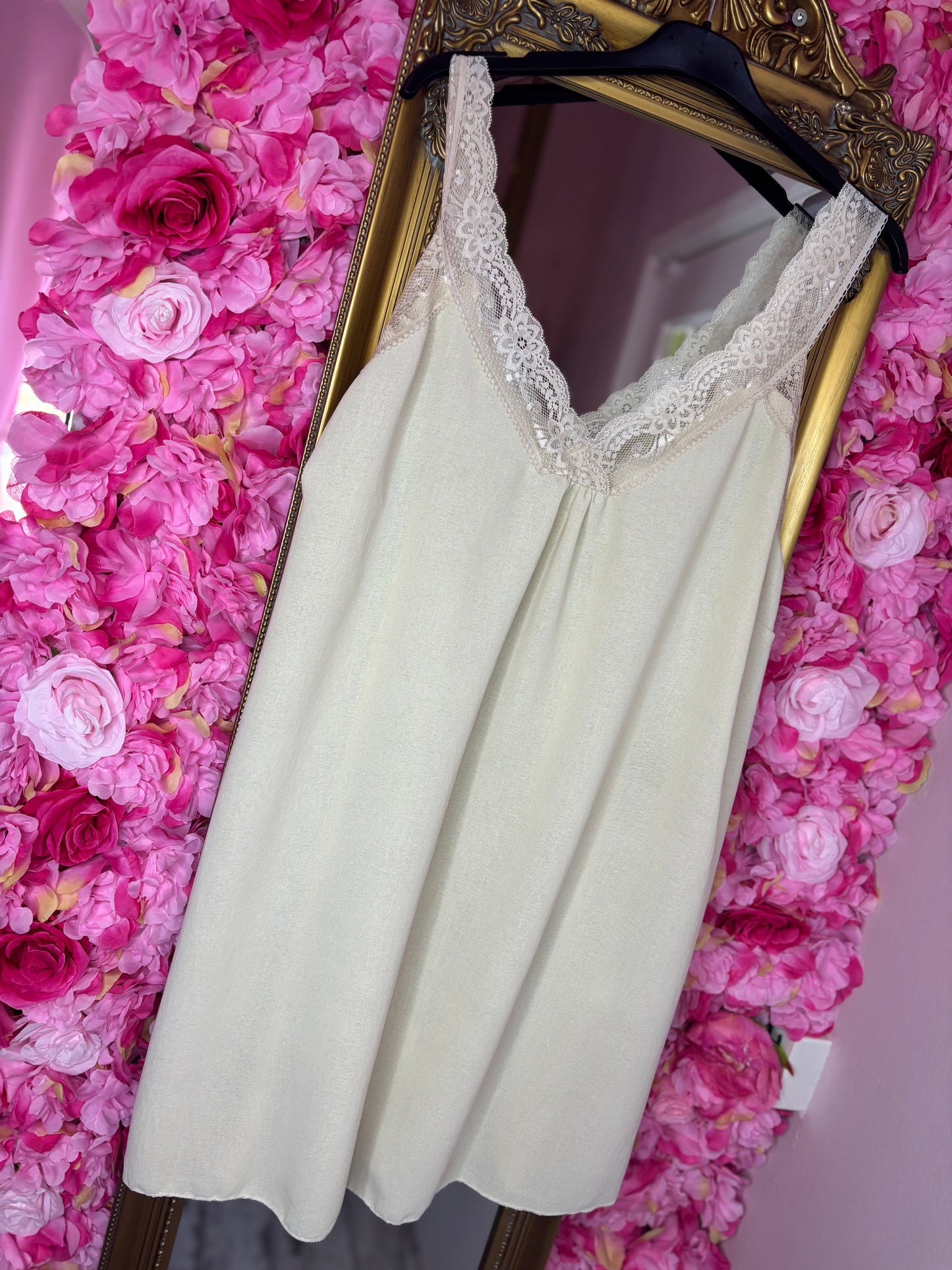 Top Chique Beige  Plus Size Maat 48 t/m 54