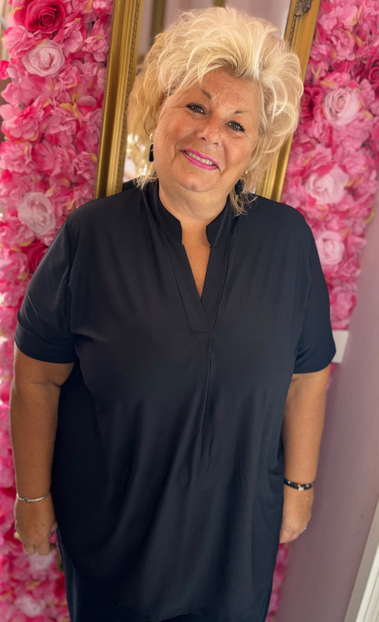 T-shirt Favo Zwart Plus Size Maat 46 t/m 54