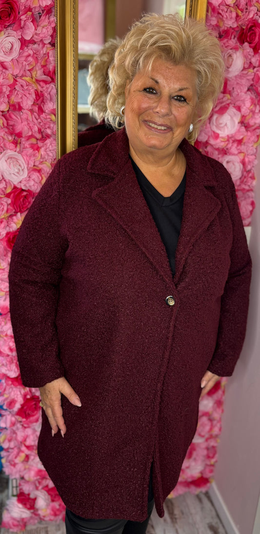 Tussenjas Boucle Bordeaux Plus Size maat 48 t/m 54