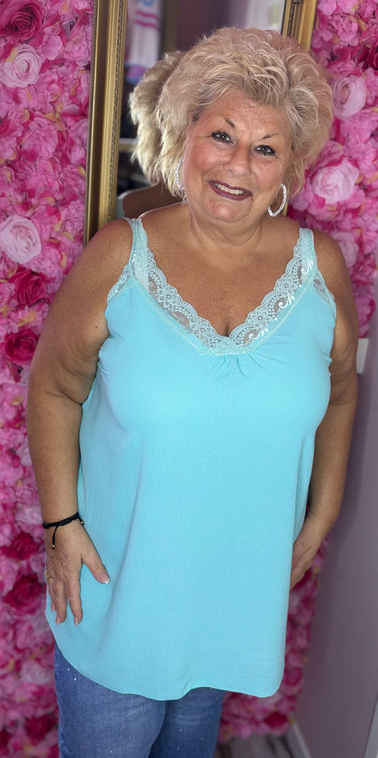 Top Chique Mint Plus Size Maat 48 t/m 54