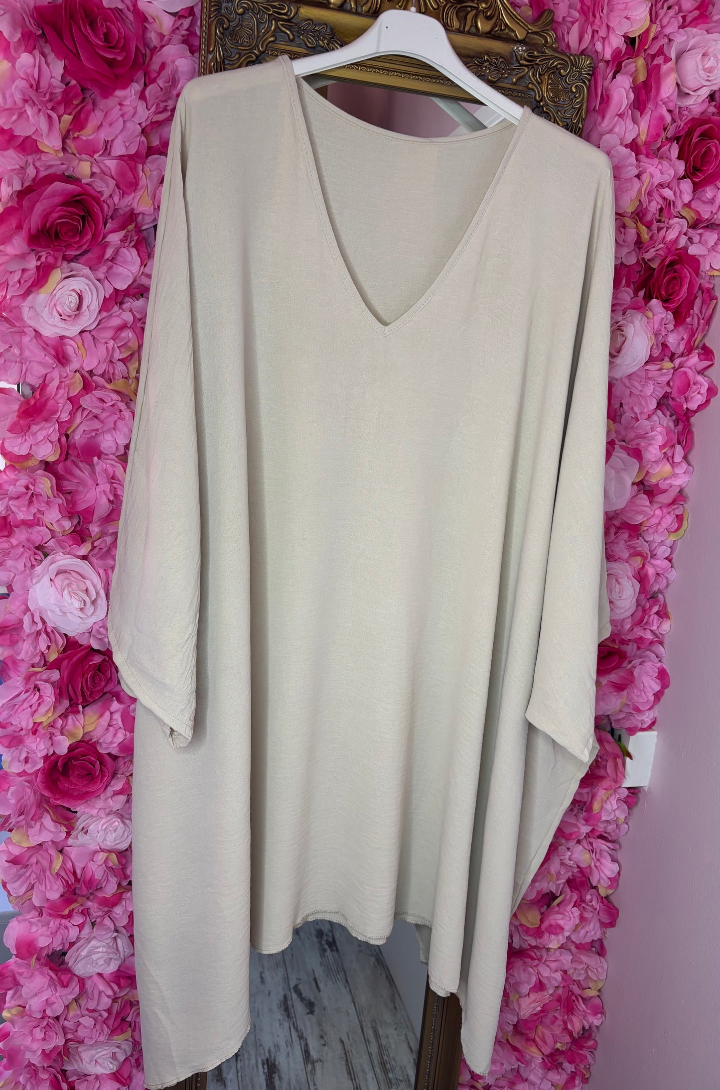 Tuniek Vlinder Beige Maat 50 t/m 58