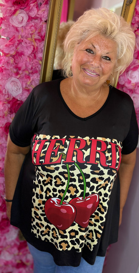 T-shirt Cherry Plus Size Maat 48 t/m 52