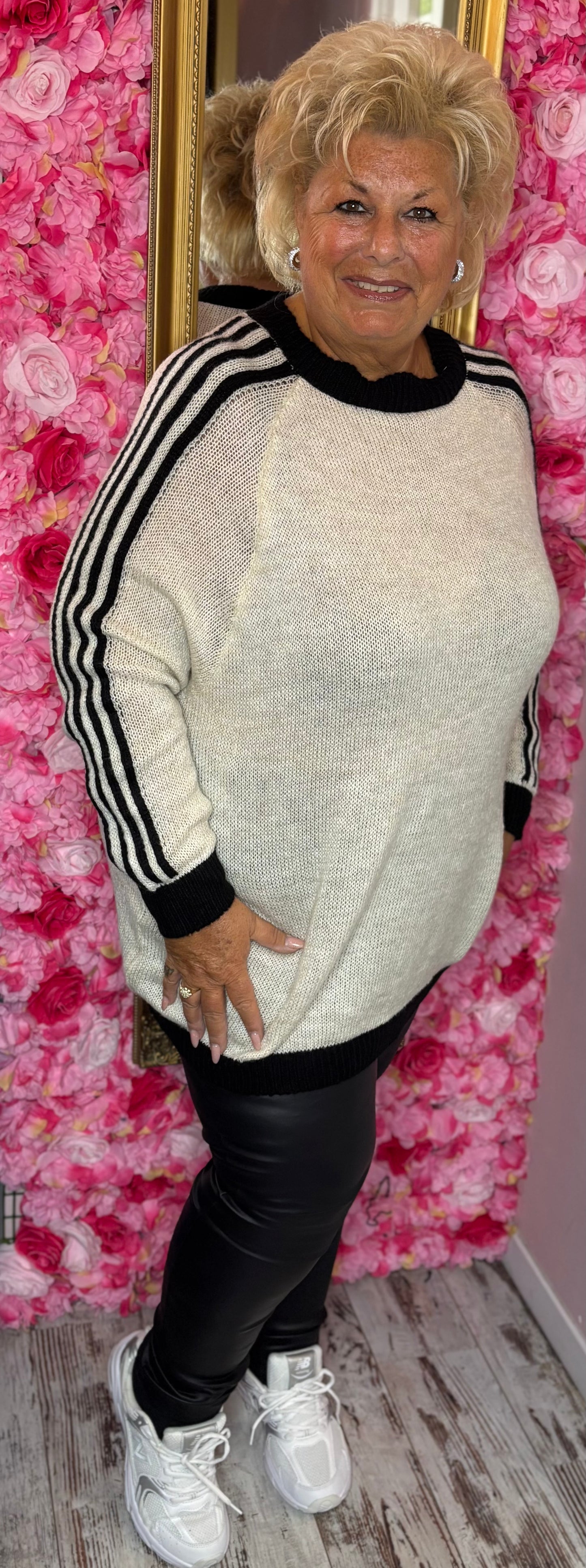 Trui Cozy Stripes Creme Plus Size Maat 48 t/m 52