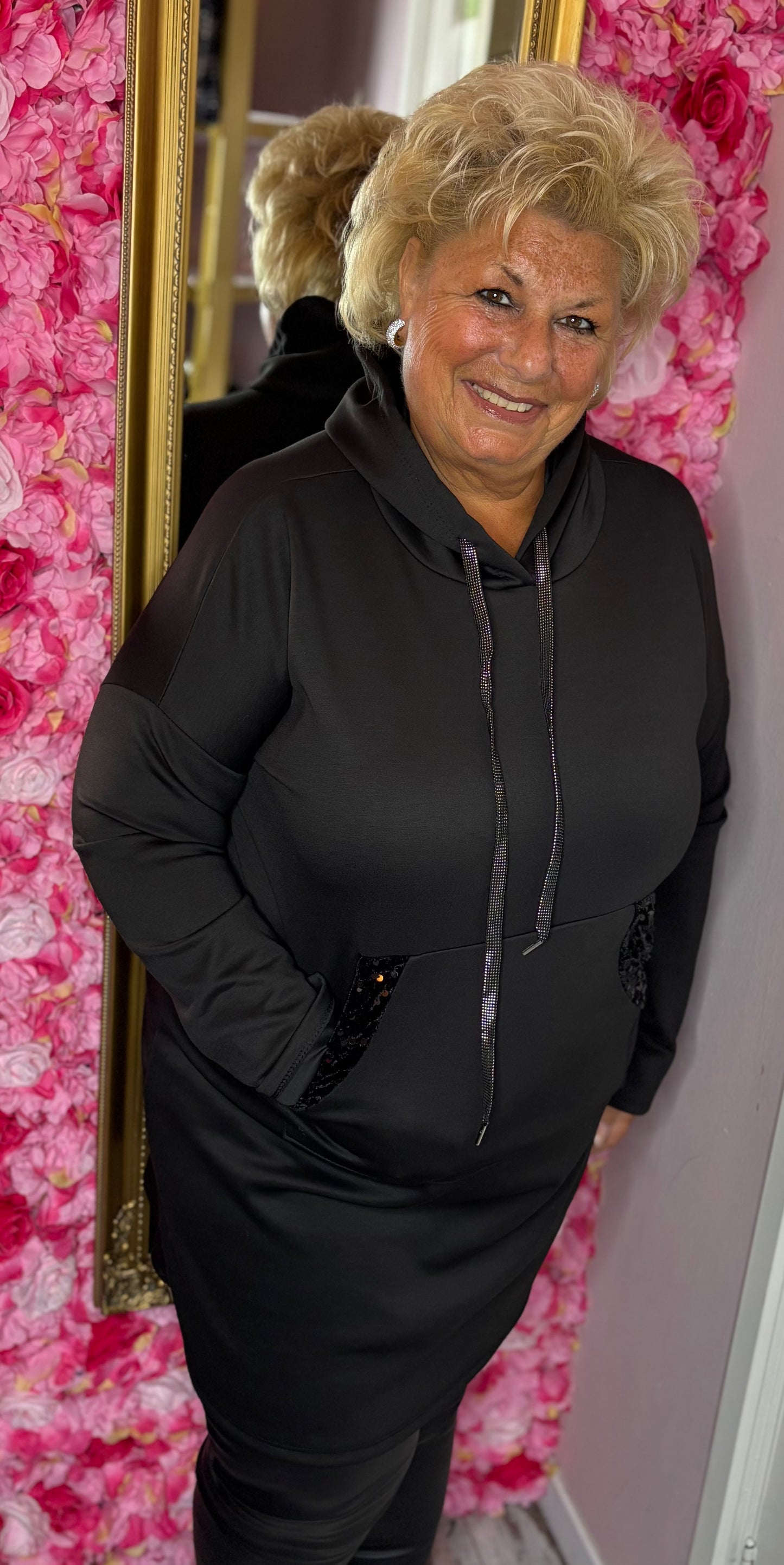 Hoodie Longline Zwart Plus Size Maat 44 t/m 48-50