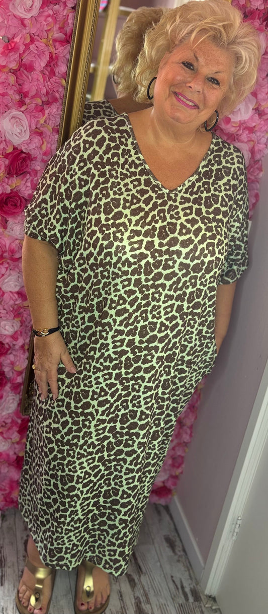 Jurk Corley Matcha Groen Plus Size Maat 48 t/m 54