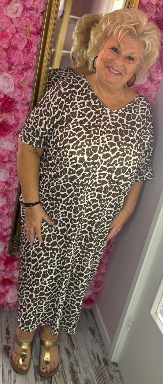 Jurk Sparkle Corley Beige Plus Size Maat 48 t/m 54