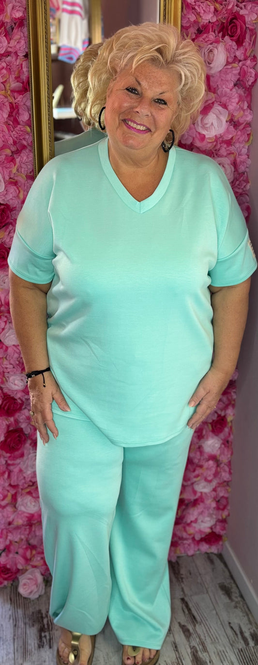 Comfy Set Sunny Perfect XL Mint Plus Size maat 46 t/m 52