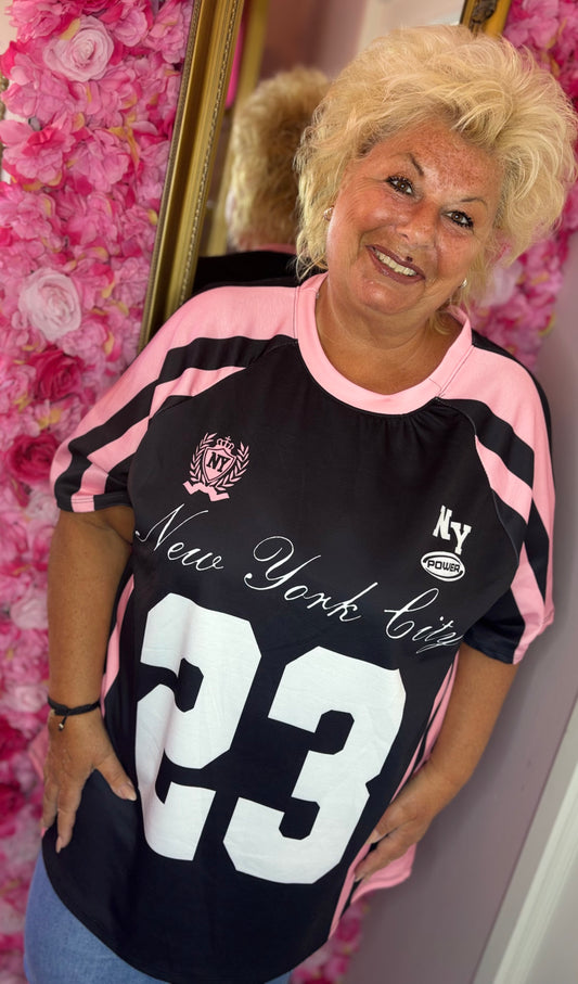 T-shirt New York Zwart Plus Size Maat 48 t/m 54