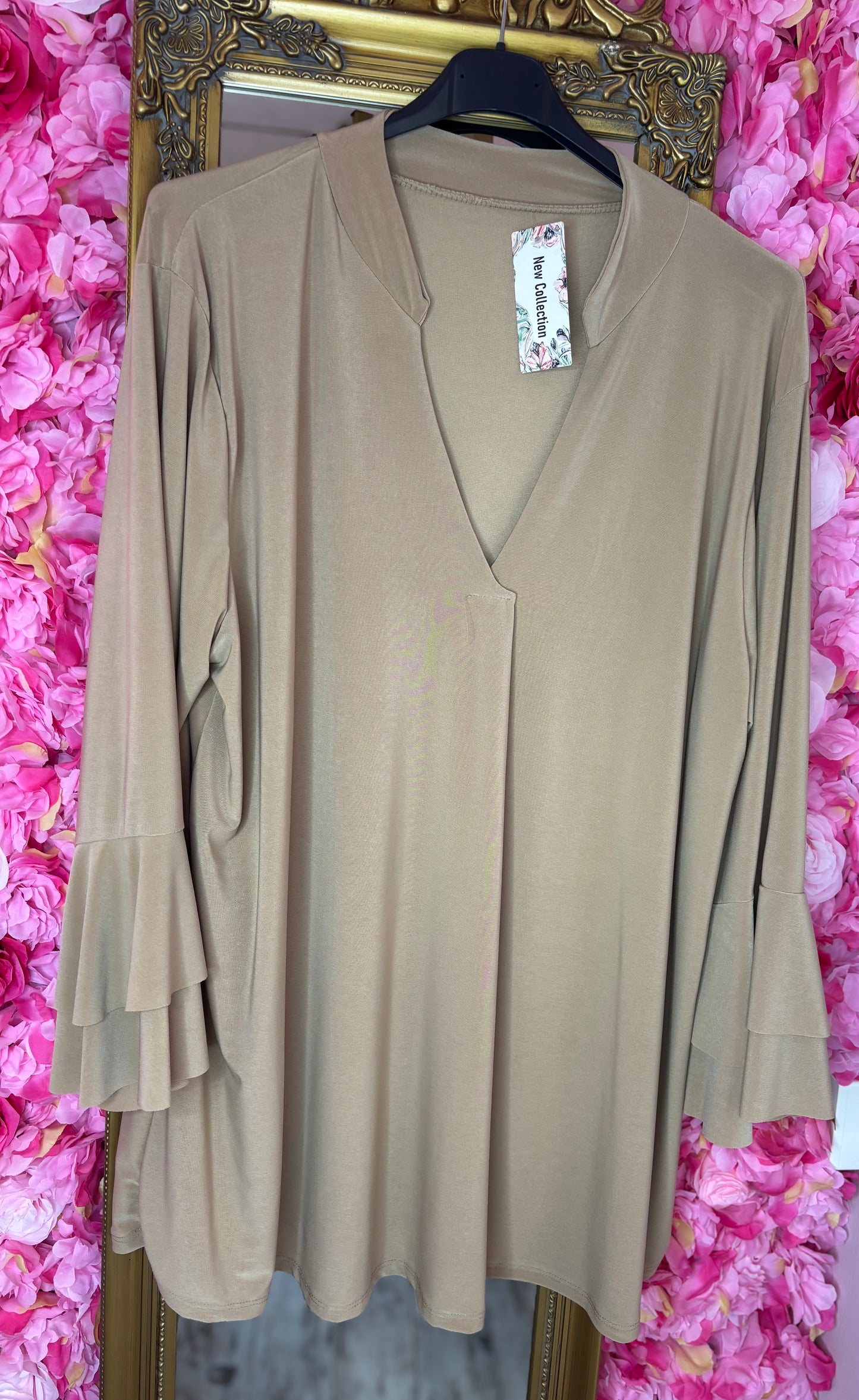 Blouse Now Beige Plus Size maat 46 t/m 52