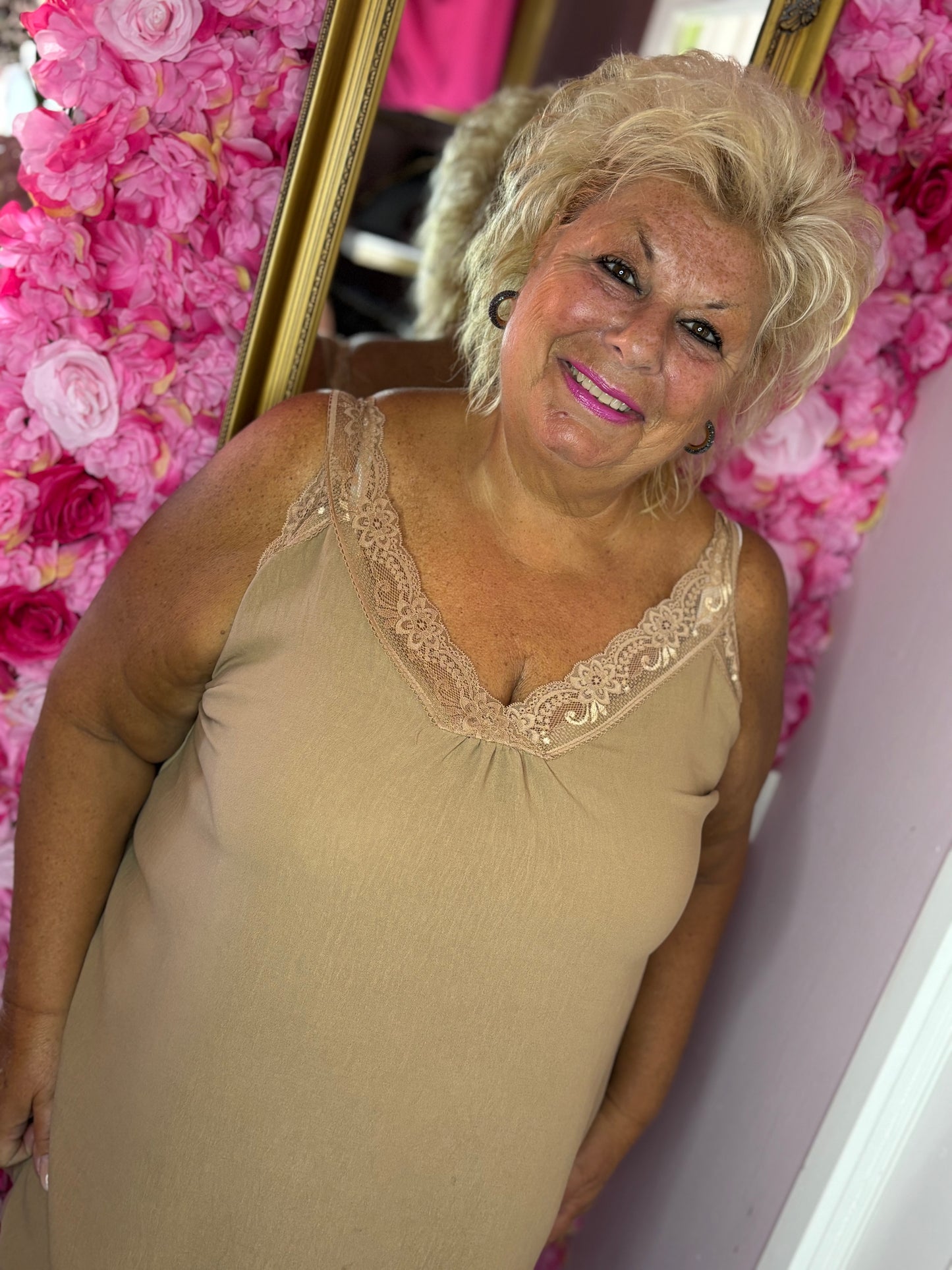 Top Chique Camel Plus Size Maat 48 t/m 54