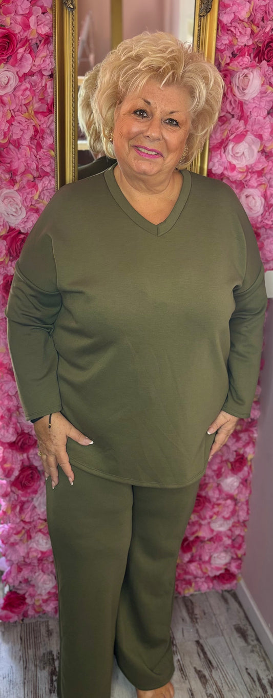Comfy Set Max 2.0 Leger Groen Plus Size maat 46 t/m 54