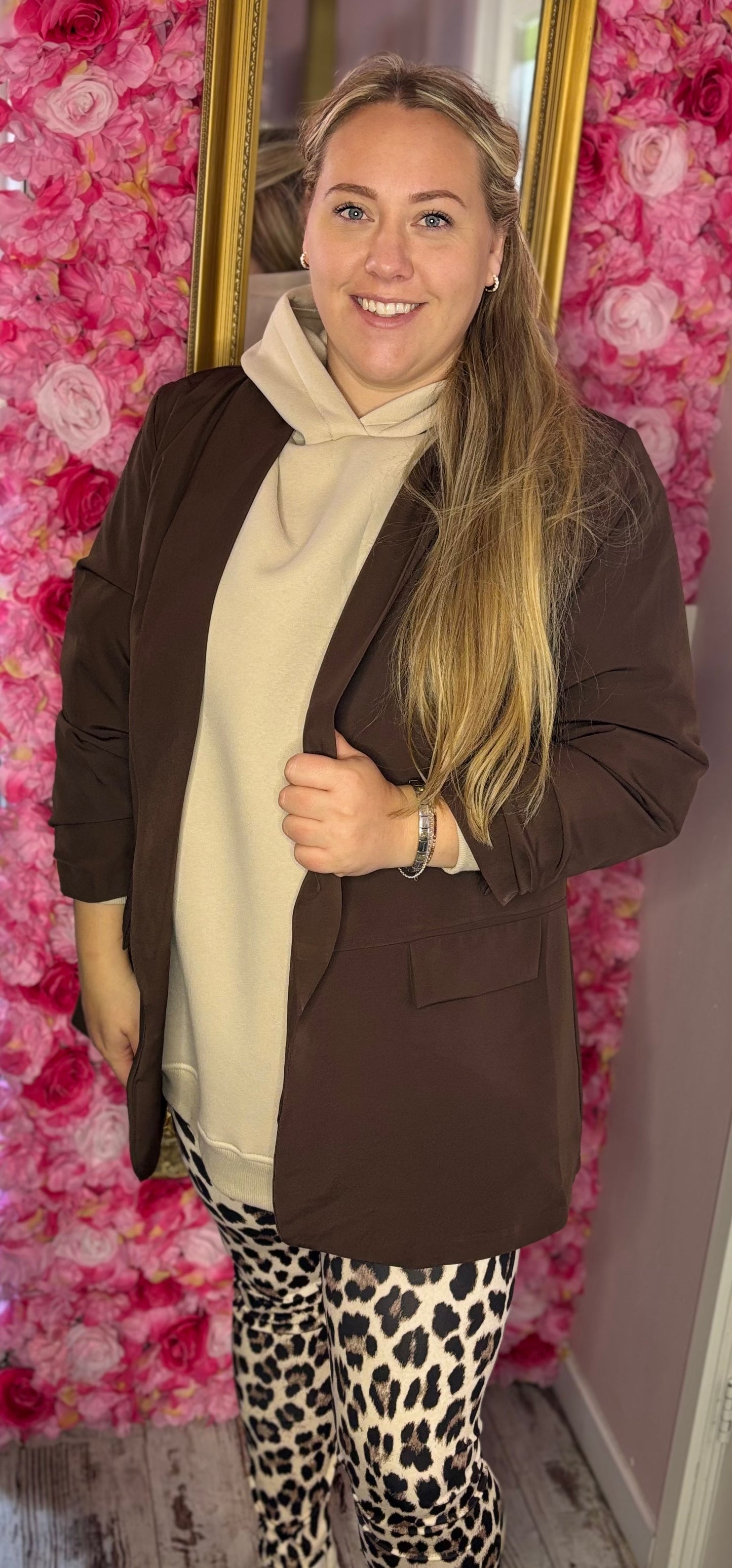 Blazer Basic Choco Bruin Plus Size Maat 44 t/m 50