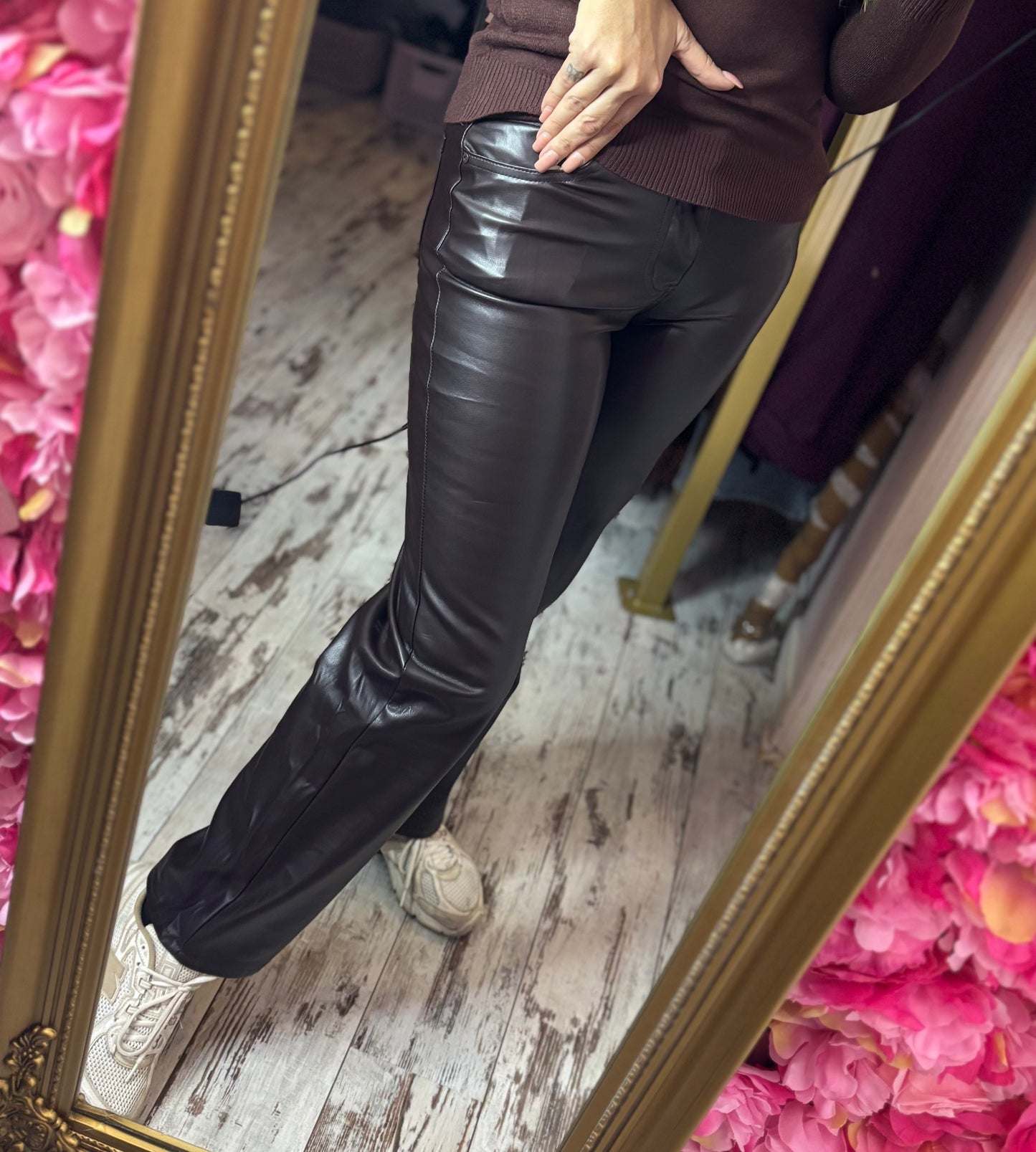Broek Leather Wide Leg Bruin Maat 36 tot 44 (valt 1 maat kleiner)