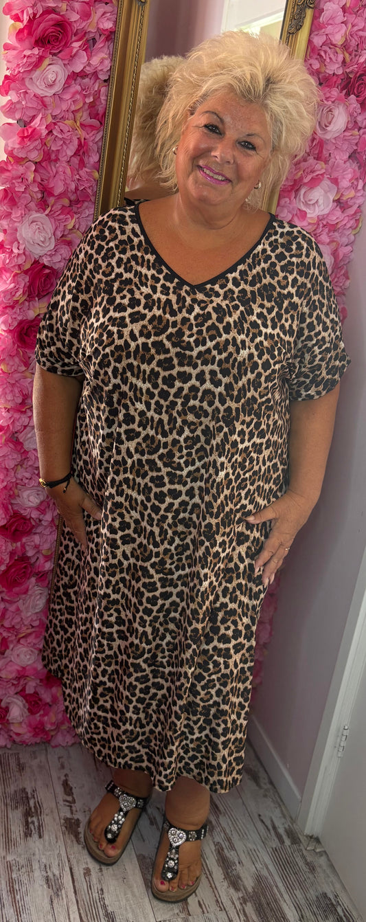 Lange Jurk Panter Travel Plus Size Maat 48 t/m 54-56