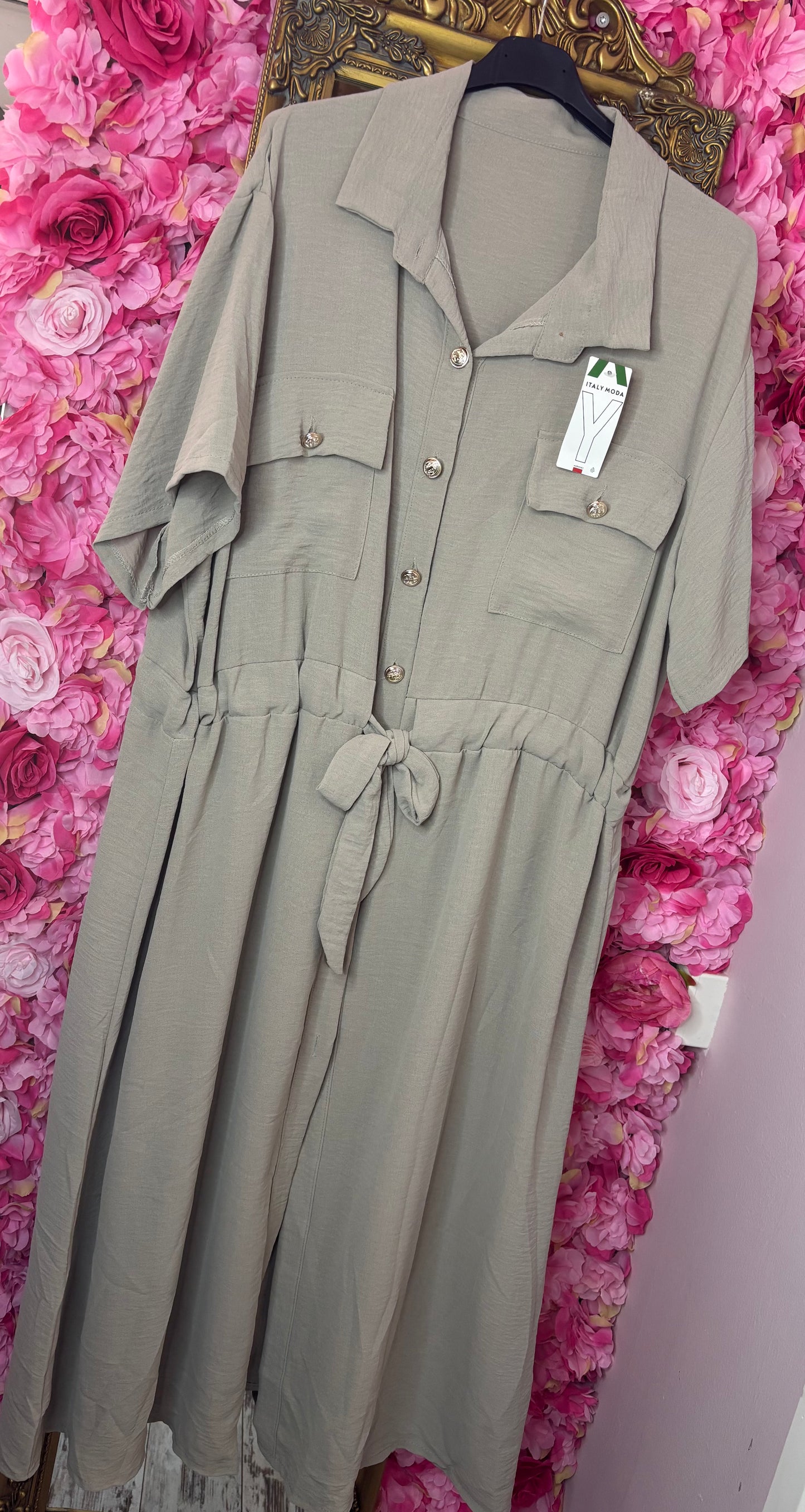 Jurk Button Taupe Plus Size Maat 44 t/m 50-52
