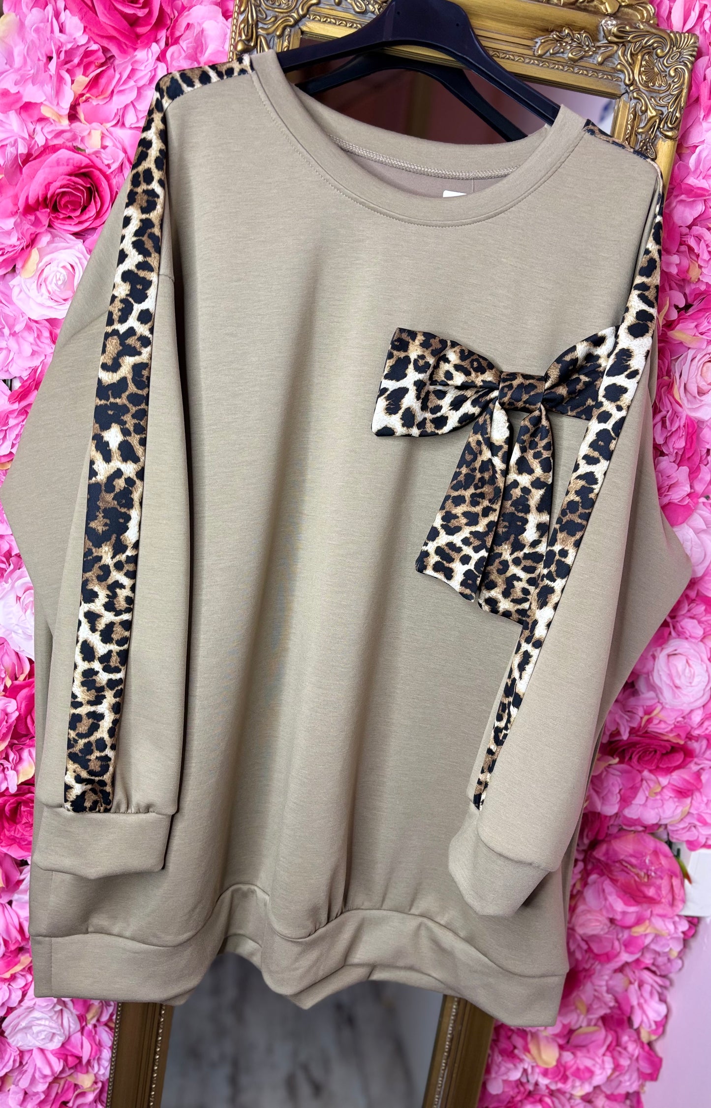 Trui Panter Bow Taupe Plus Size Maat 46 t/m 54