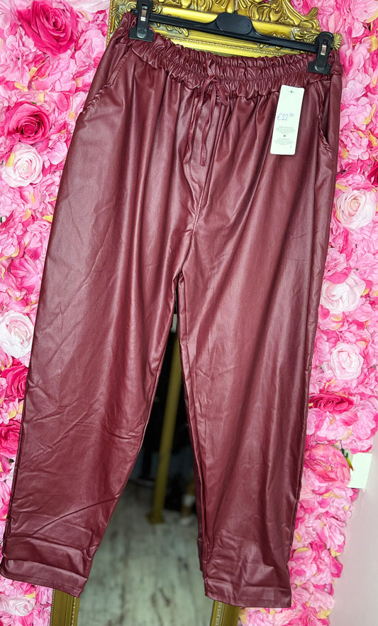 Tregging Leather Look Bordeaux Plus Size Maat 48 t/m 54