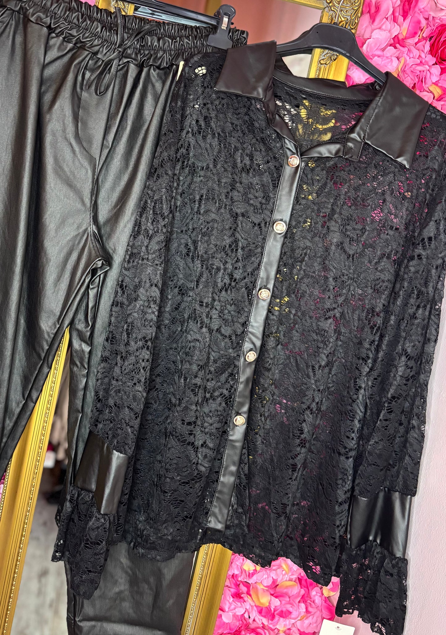 Blouse Kant Zwart Plus Size maat 46 t/m 54(Dicht)