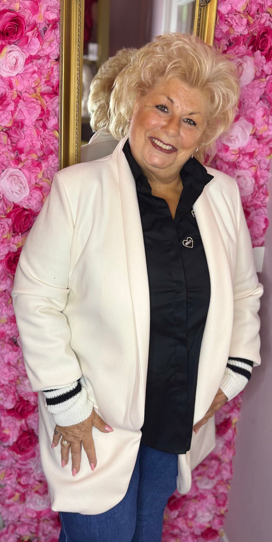 Tussenjas/Vest Baseball Chique Off Wit Plus Size Maat 44 t/m 50