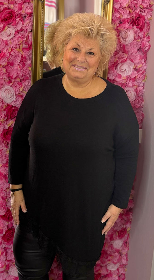 Tuniek Mia Kant Zwart Maat 46 t/m 54