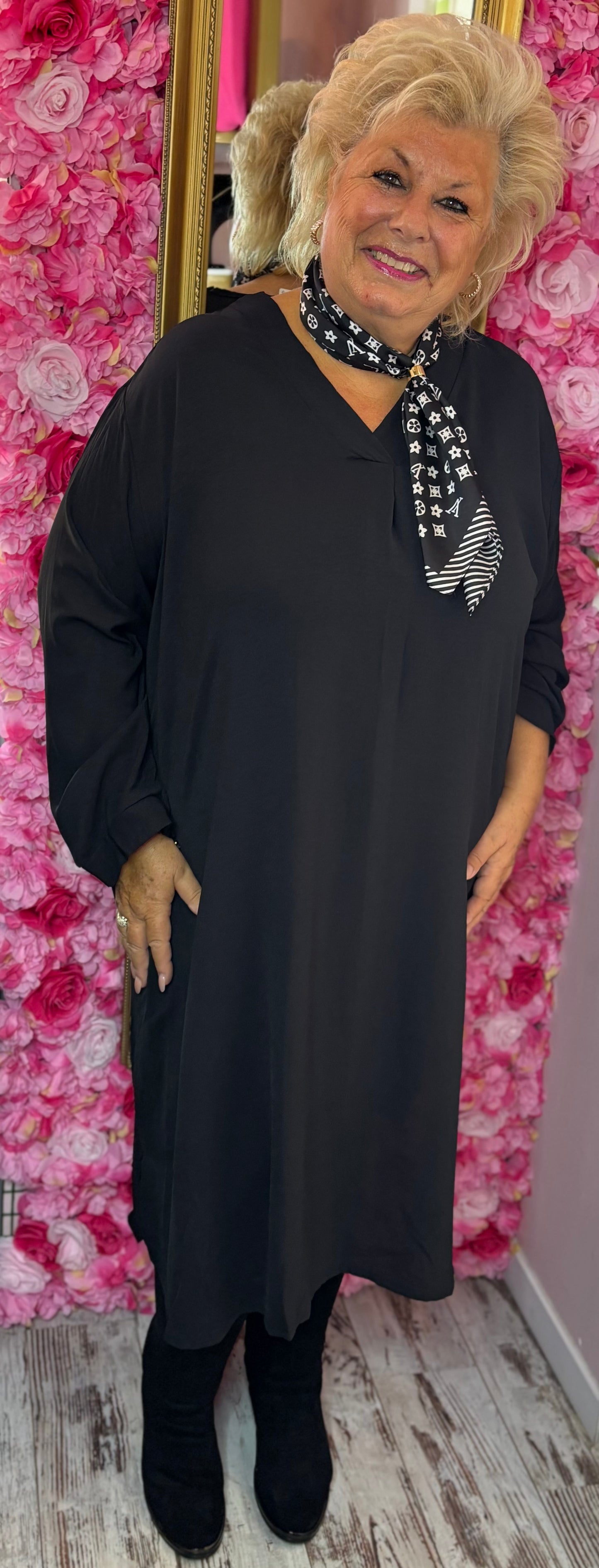 Jurk Autumn Zwart Maat 48 t/m 54-56