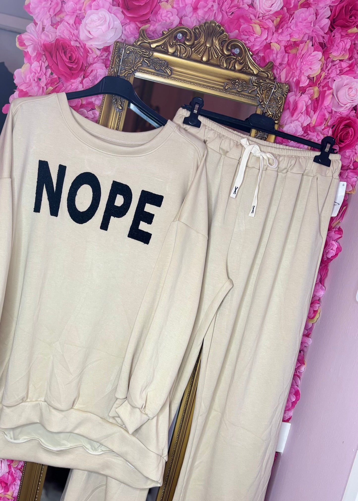 Comfy Set Nope Beige Plus Size maat 44 t/m 52